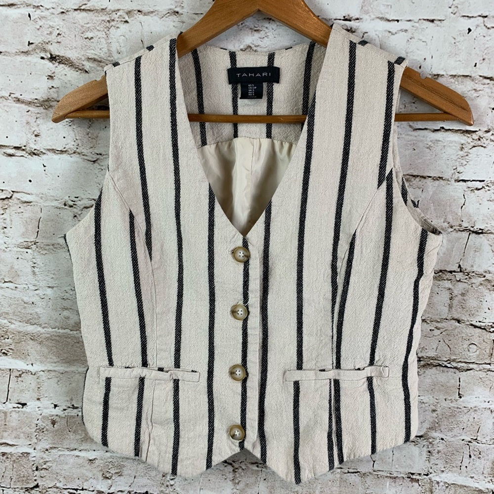 Tahari Women’s Small Striped  button up Vest Top Black White